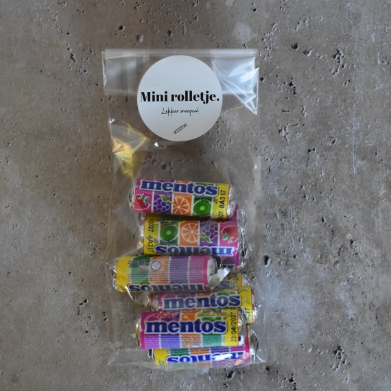 mini mentosrolletjes rainbow in zakje